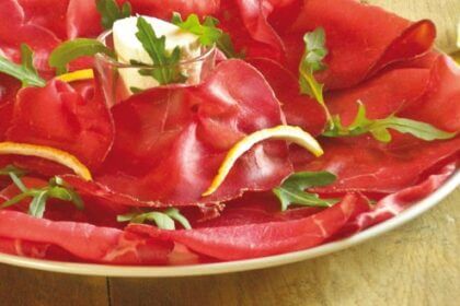 Carpaccio celtico di chianina con rucola e grana